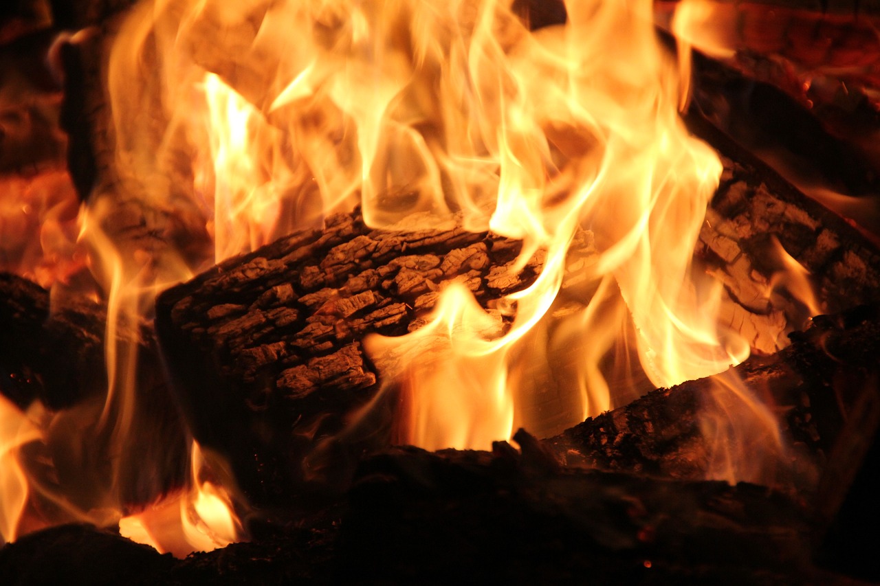 Expert Fireplace Cleaning in Severna Park, MD Professional Fireplace Cleaning Services In Severna Park Maryland